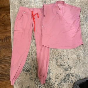 FIGS scrubs size extra small pink